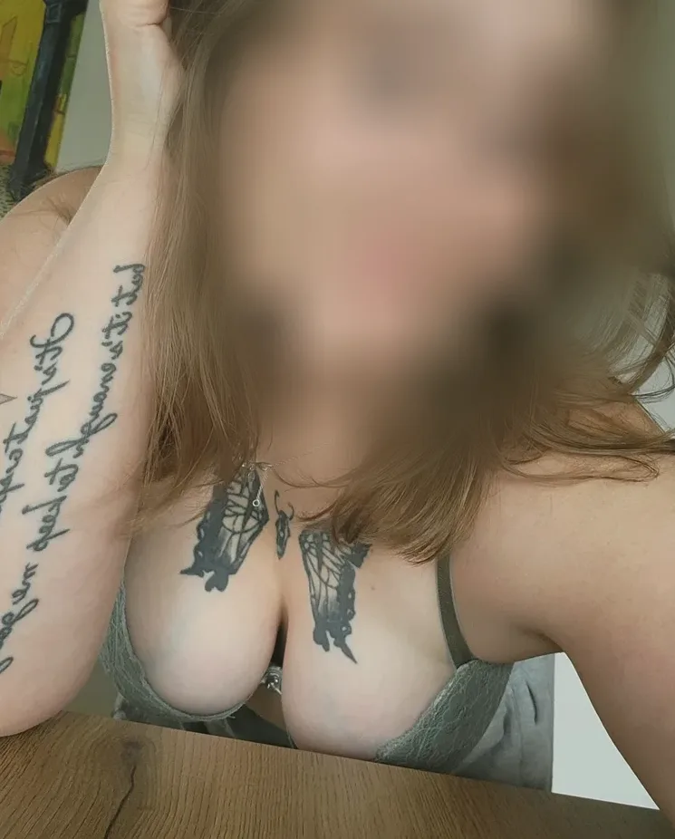 Selina, 30